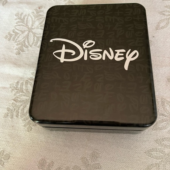 Disney Mickey Mouse Trifold Wallet - Picture 4 of 5